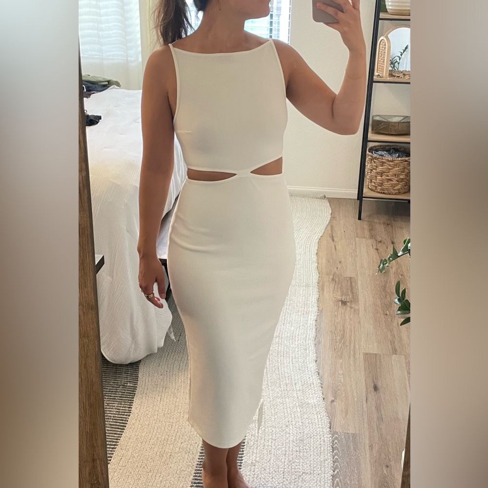 Abercrombie & Fitch Elegant White Cut-Out Midi Dress